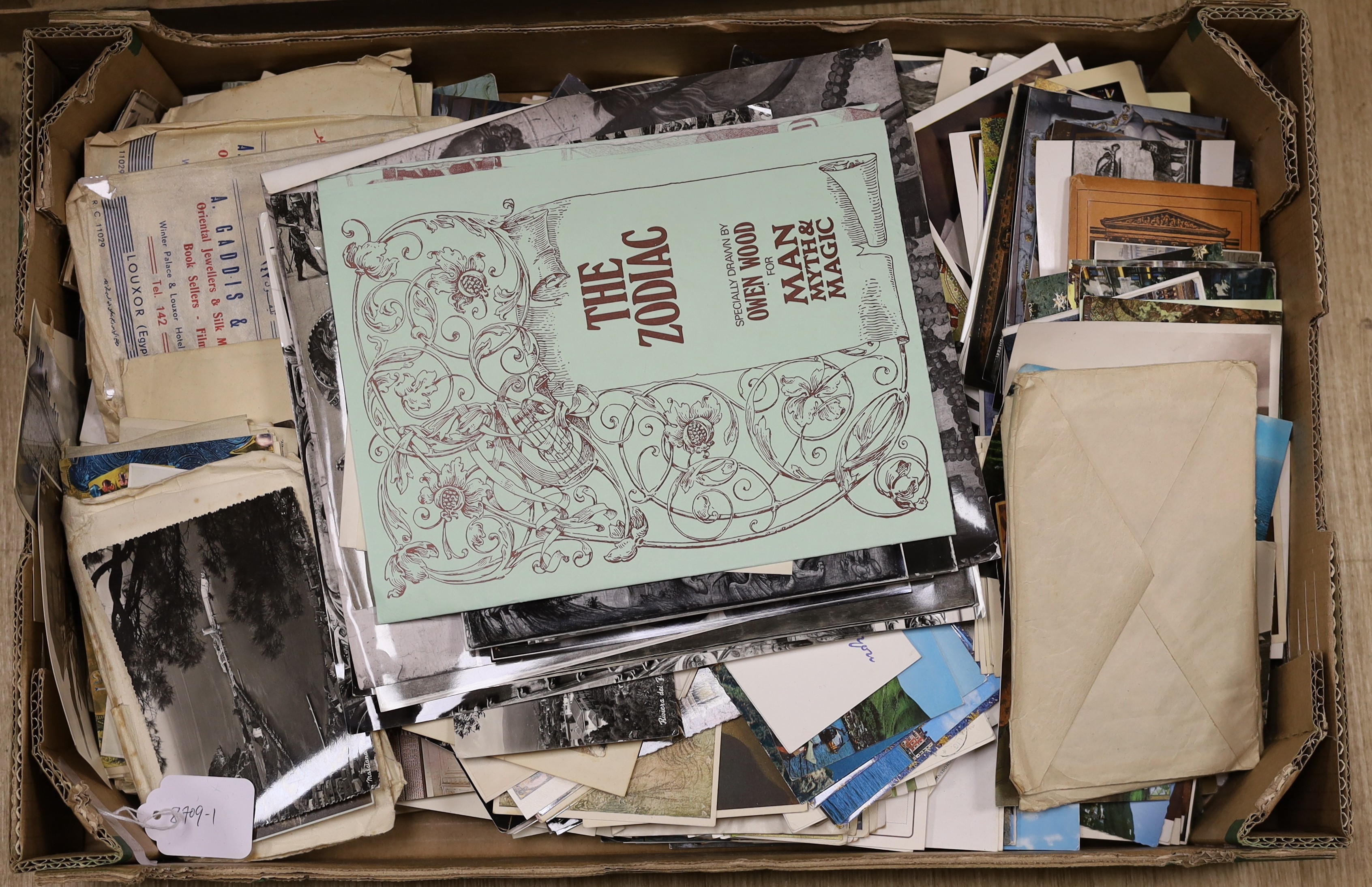 A quantity of postcards photos